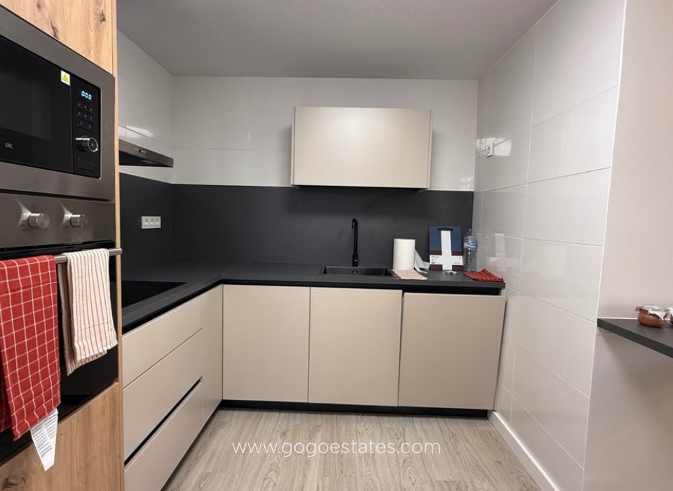 Te koop - Huis - Bungalow - Orihuela - Orihuela Centro