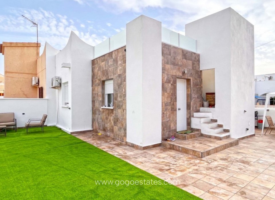 Te koop - Huis - Bungalow - Orihuela - Playa Flamenca