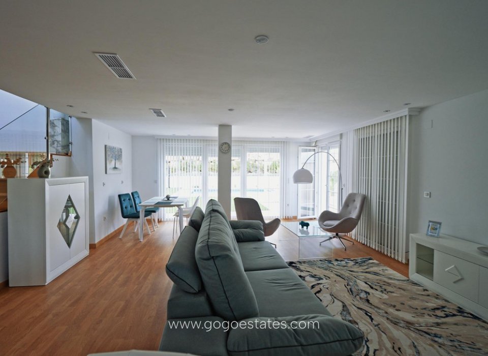 Te koop - Huis - Bungalow - Polop - Polop Centro