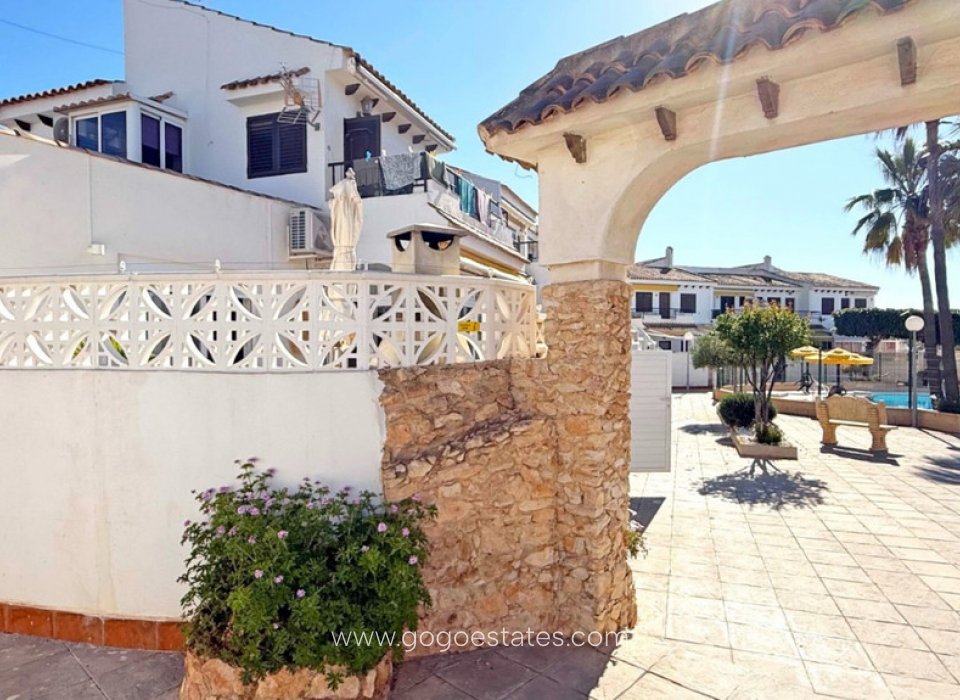 Te koop - Huis - Bungalow - Torrevieja - Torrevieja Centro