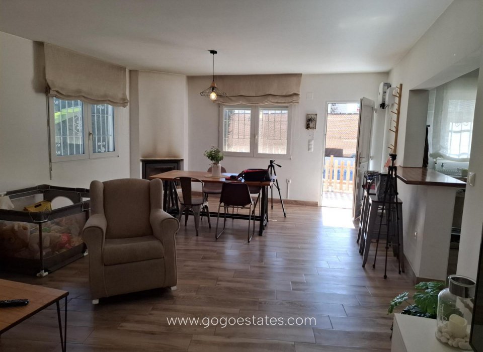 Te koop - Huis - Bungalow - Torrevieja - Torrevieja Centro