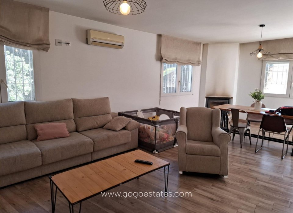Te koop - Huis - Bungalow - Torrevieja - Torrevieja Centro
