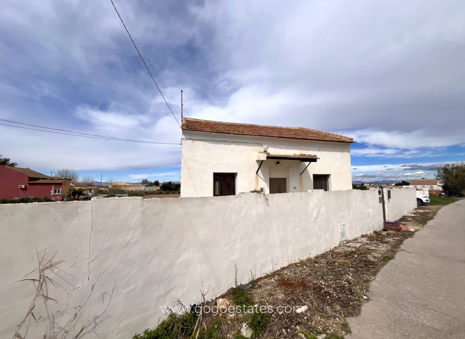 Te koop - Huis - Finca - Cortijo - Alicante - Dolores Centro