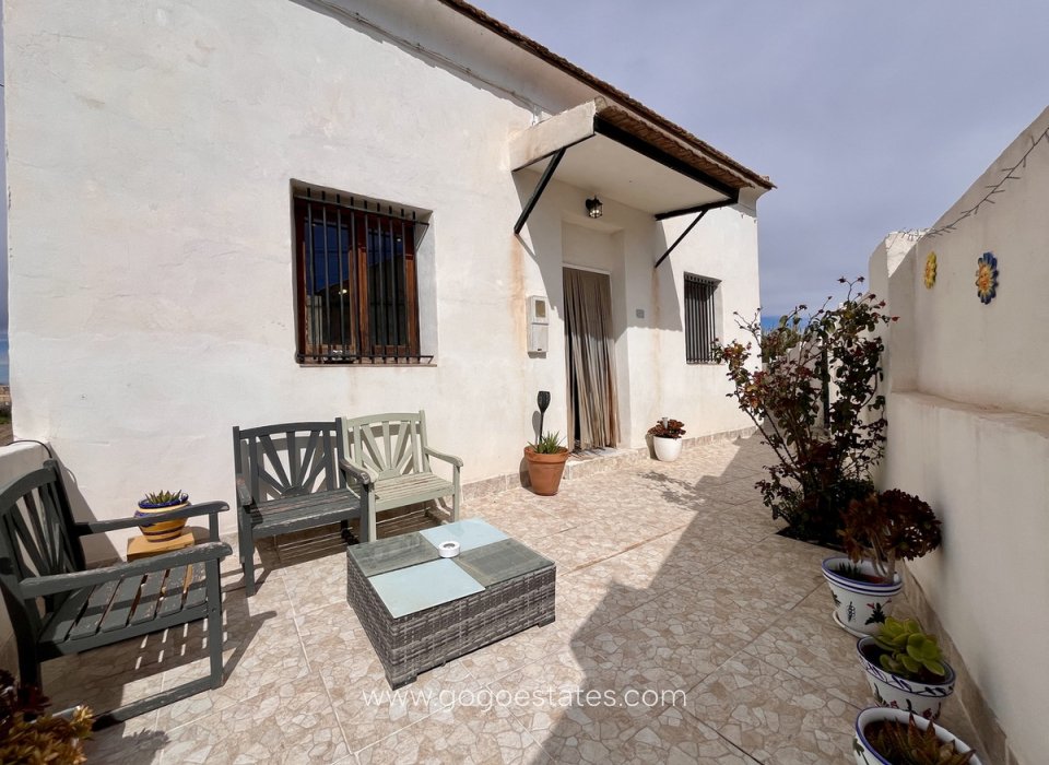 Te koop - Huis - Finca - Cortijo - Alicante - Dolores Centro