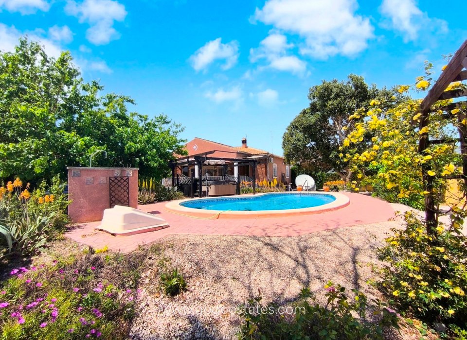 Te koop - Huis - Finca - Cortijo - Orihuela - Orihuela Centro