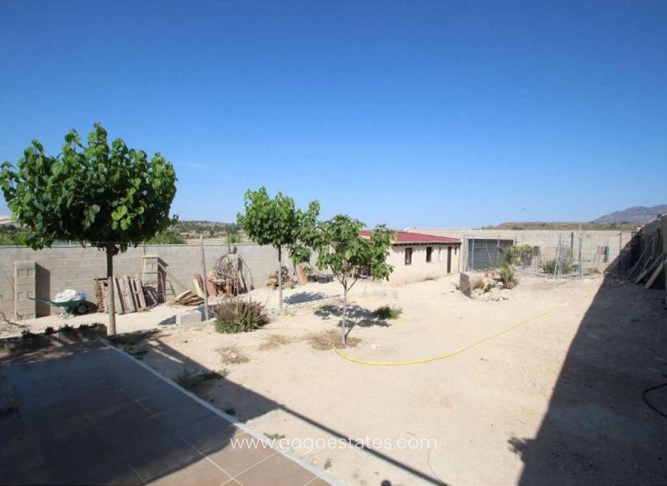 Te koop - Huis - Finca - Cortijo - Pinoso - Pinoso Centro