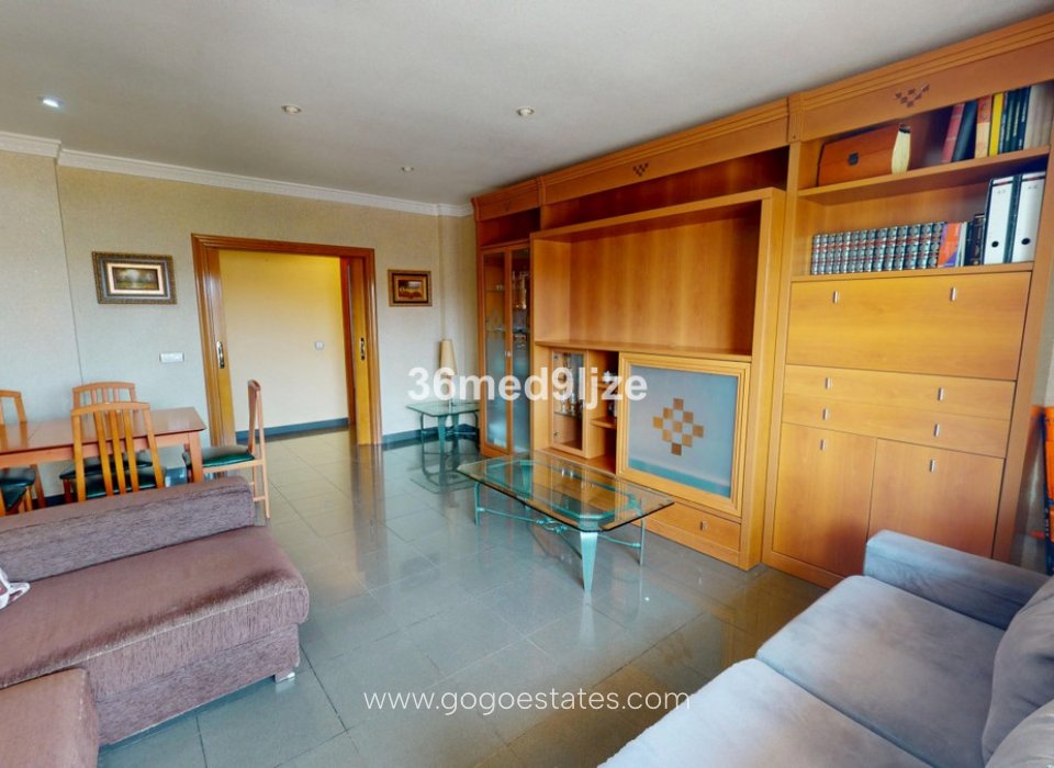 Te koop - Huis - Halfvrijstaande woning - Los Alcazares - Los Narejos