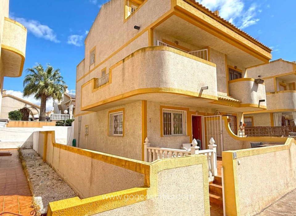 Te koop - Huis - Halfvrijstaande woning - Orihuela - Los Altos