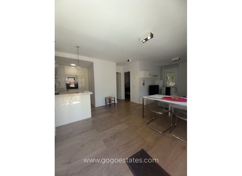 Te koop - Huis - Halfvrijstaande woning - Orihuela - Orihuela Costa