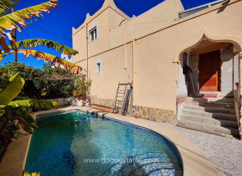 Te koop - Huis - Halfvrijstaande woning - San Miguel De Salinas - San Miguel de Salinas Centro