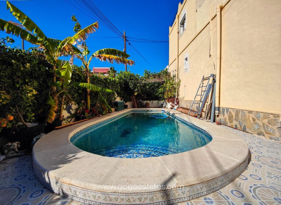 Te koop - Huis - Halfvrijstaande woning - San Miguel De Salinas - San Miguel de Salinas Centro