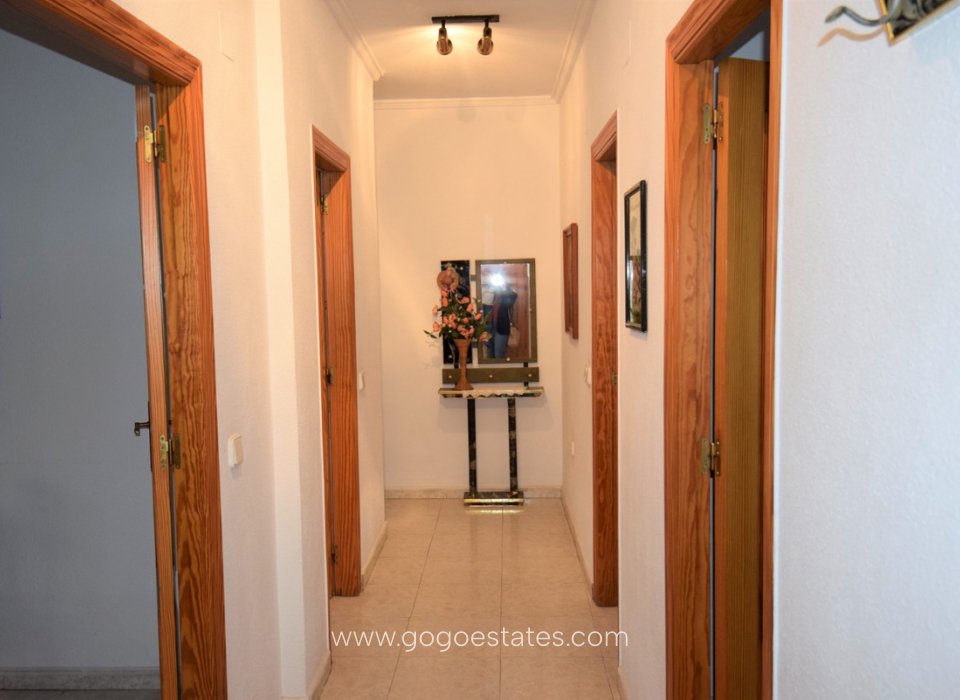 Te koop - Huis - Stadswoning - Almoradi - Almoradi Centro