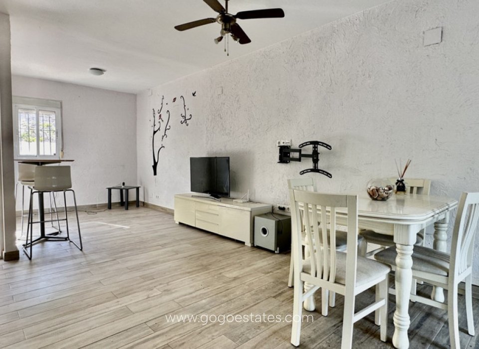 Te koop - Huis - Stadswoning - Guardamar del Segura - Guardamar del Segura Centro