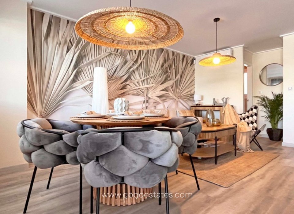 Te koop - Huis - Stadswoning - Torrevieja - Torrevieja Centro