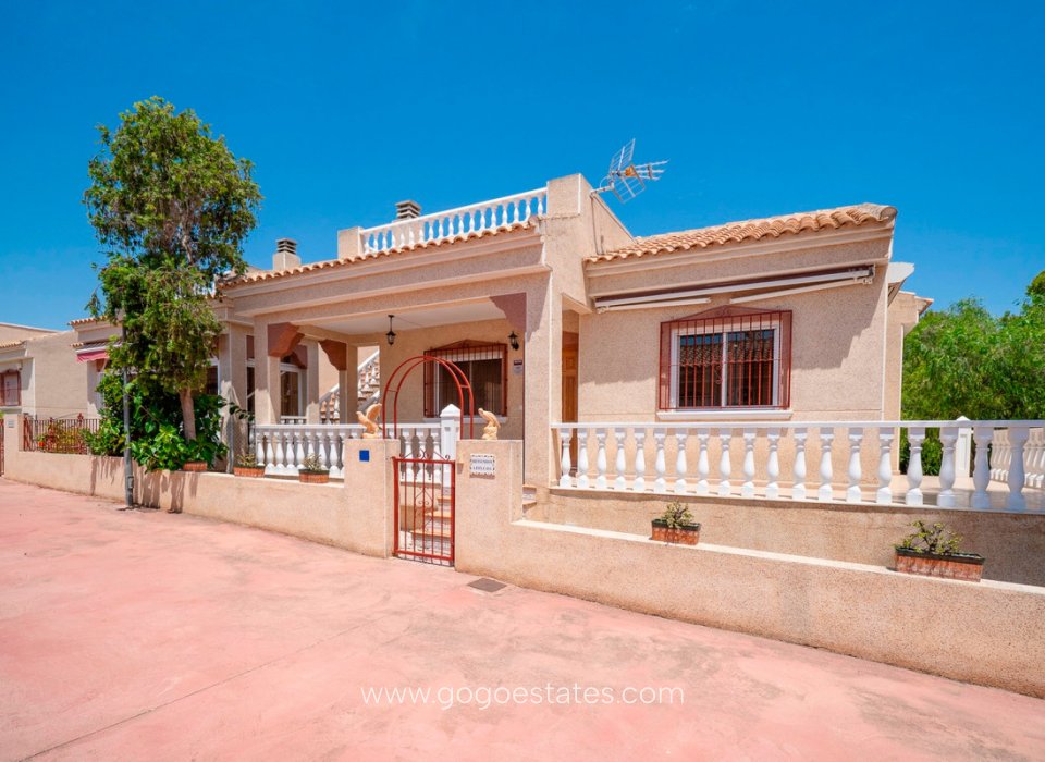 Te koop - Huis - Vrijstaande Villa - Algorfa - Algorfa Centro