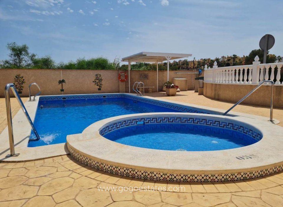 Te koop - Huis - Vrijstaande Villa - Algorfa - Algorfa Centro