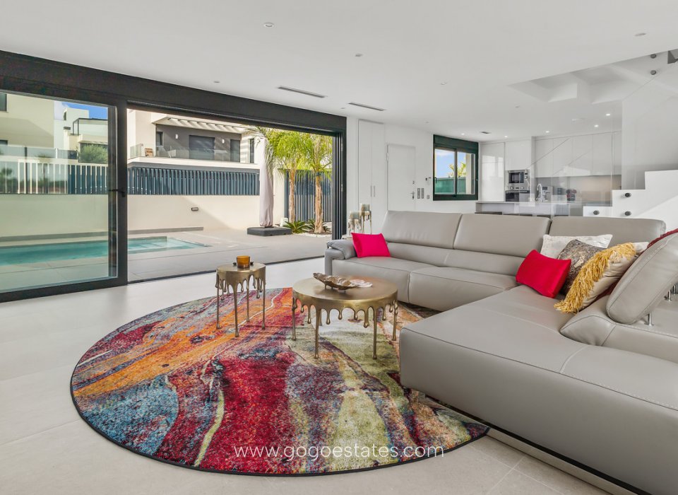 Te koop - Huis - Vrijstaande Villa - Algorfa - Algorfa Centro