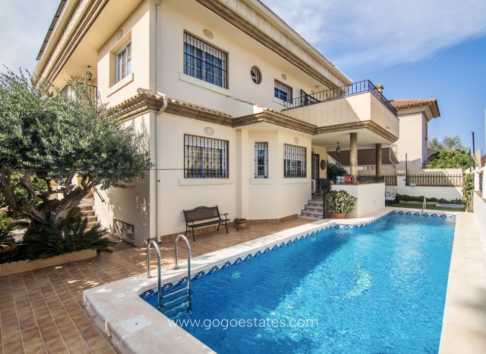 Te koop - Huis - Vrijstaande Villa - Almoradi - Almoradi Centro