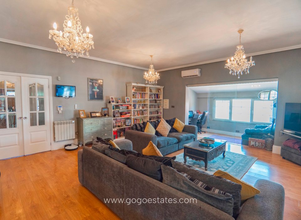 Te koop - Huis - Vrijstaande Villa - Almoradi - Heredades