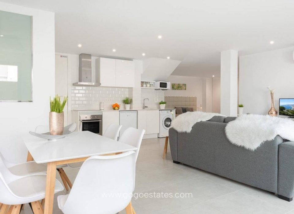 Te koop - Huis - Vrijstaande Villa - Benijofar