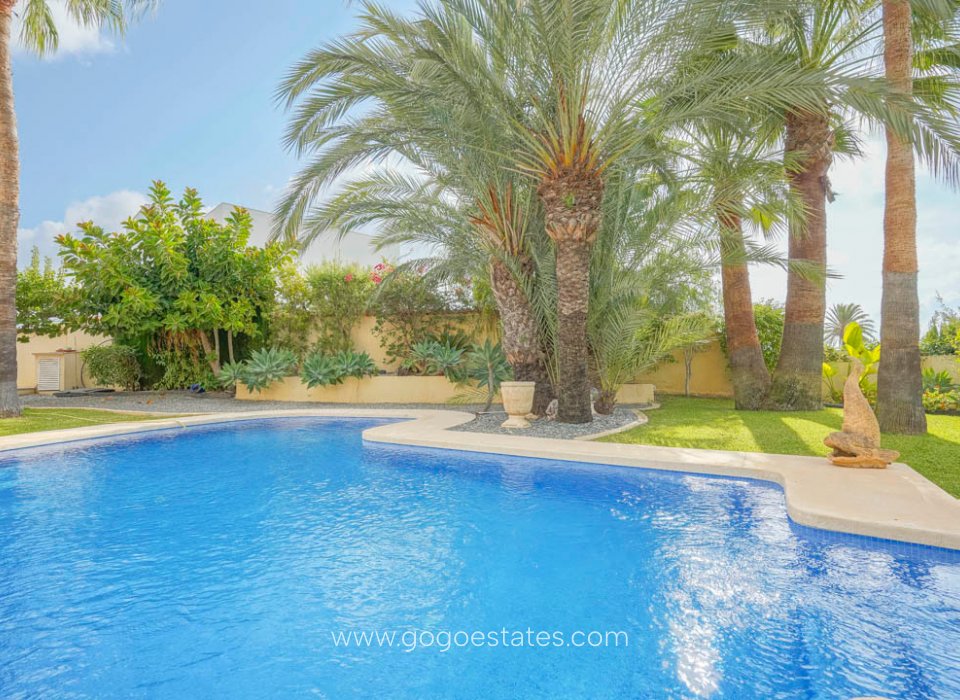 Te koop - Huis - Vrijstaande Villa - Benissa - Benissa Centro