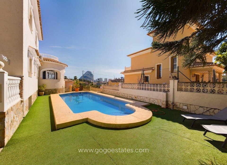 Te koop - Huis - Vrijstaande Villa - Calpe - Calpe Centro