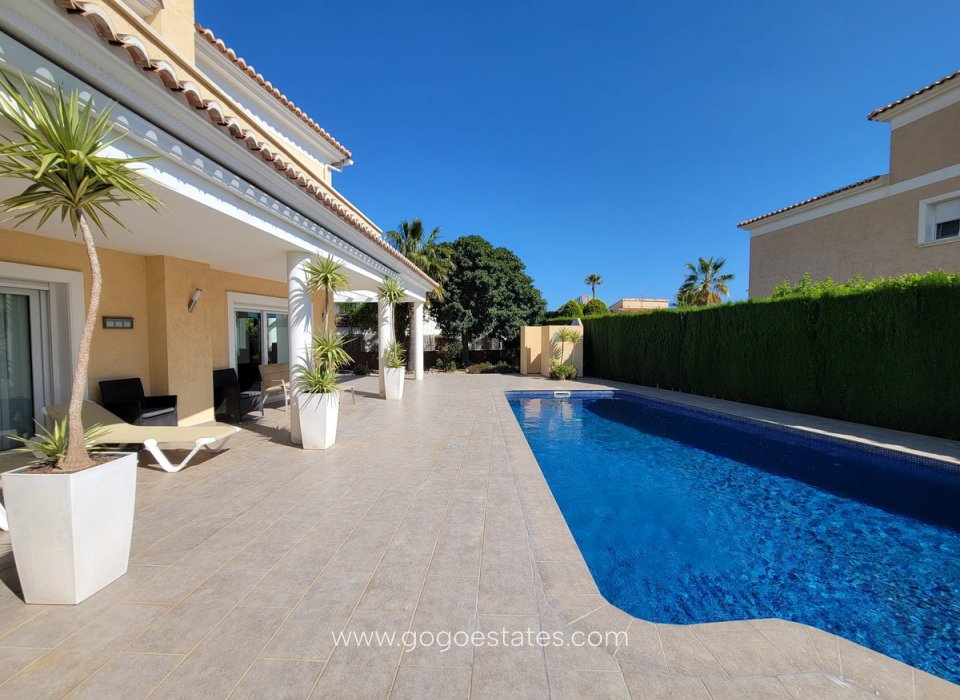 Te koop - Huis - Vrijstaande Villa - Calpe - Calpe Centro