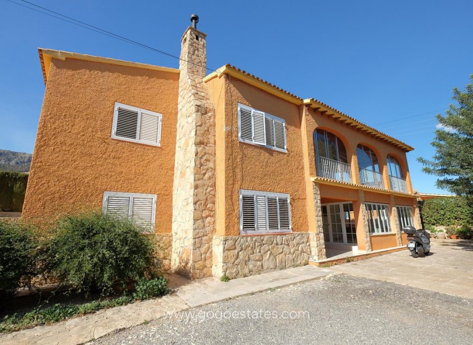 Te koop - Huis - Vrijstaande Villa - Calpe - Calpe Centro