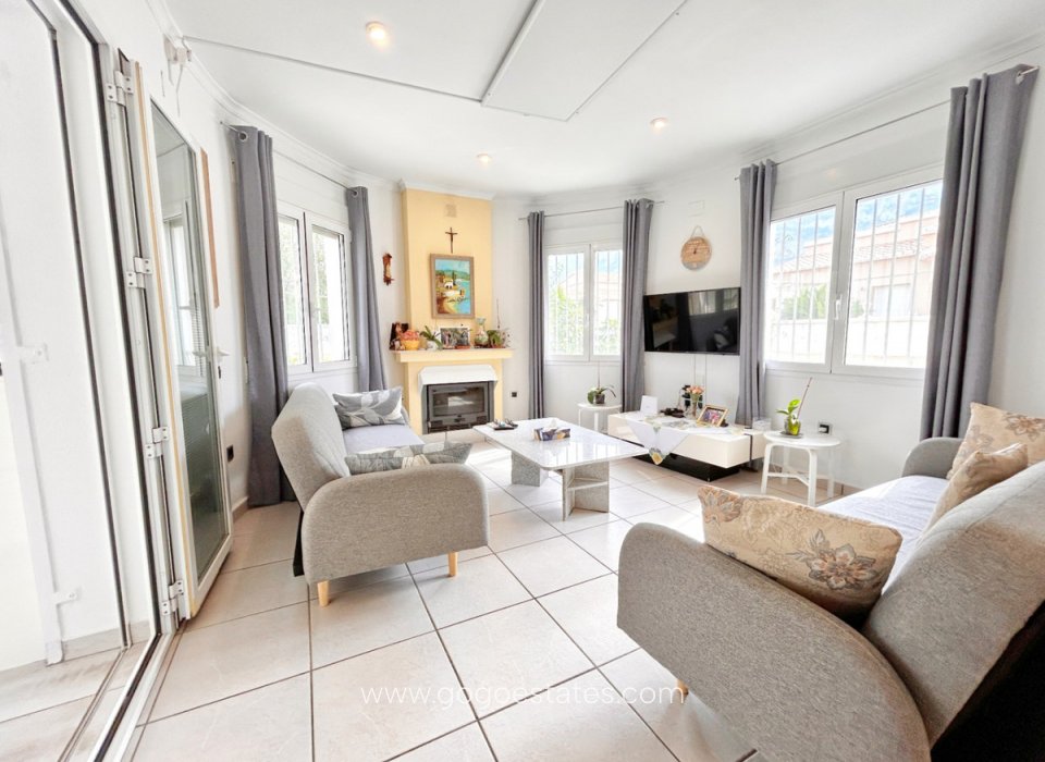 Te koop - Huis - Vrijstaande Villa - Dénia - Denia Centro