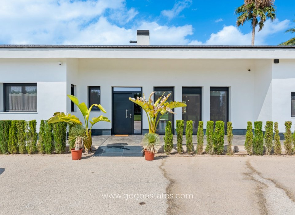 Te koop - Huis - Vrijstaande Villa - Elche - Elche Centro