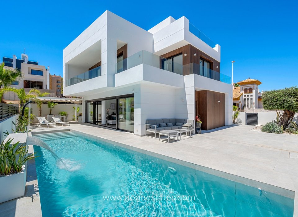 Te koop - Huis - Vrijstaande Villa - Guardamar del Segura - Guardamar del Segura Centro