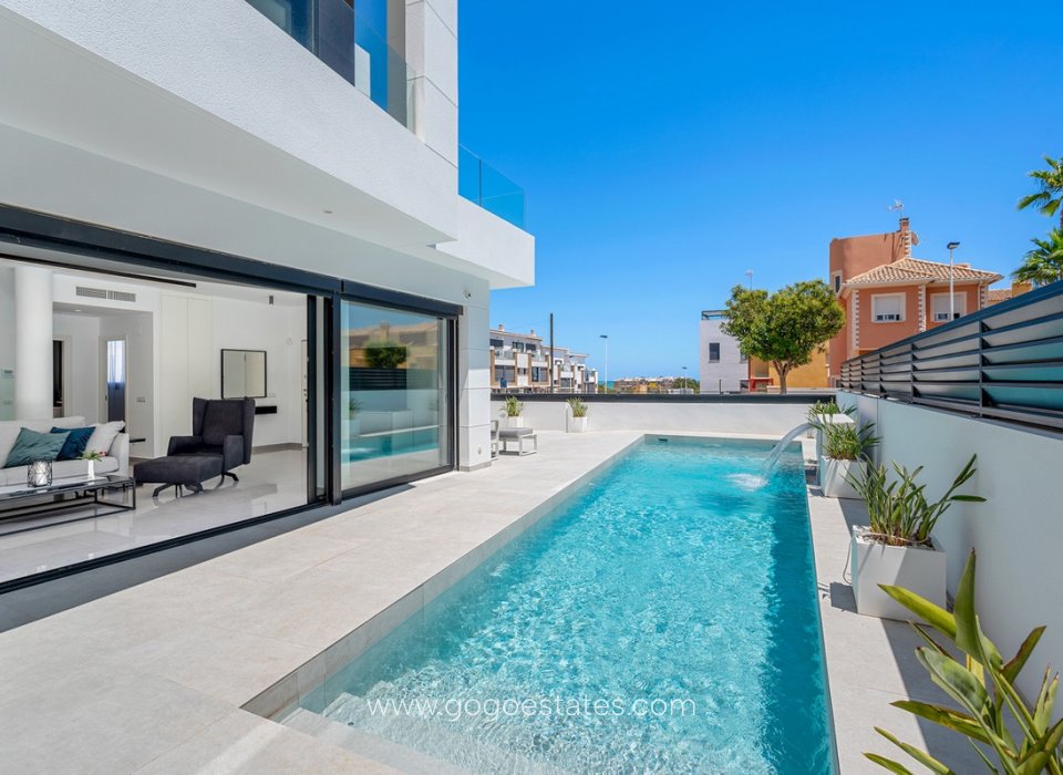 Te koop - Huis - Vrijstaande Villa - Guardamar del Segura - Guardamar del Segura Centro