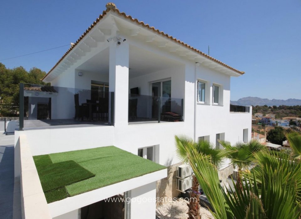 Te koop - Huis - Vrijstaande Villa - La Nucía - La Nucia Centro