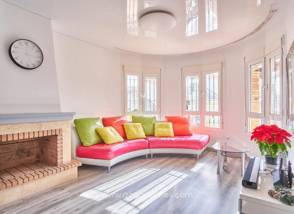 Te koop - Huis - Vrijstaande Villa - Los Montesinos - Los Montesinos Centro