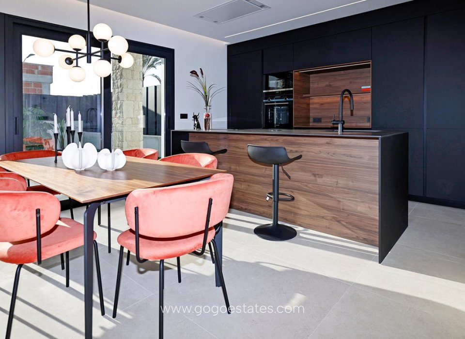 Te koop - Huis - Vrijstaande Villa - Molina De Segura - Molina de Segura Centro