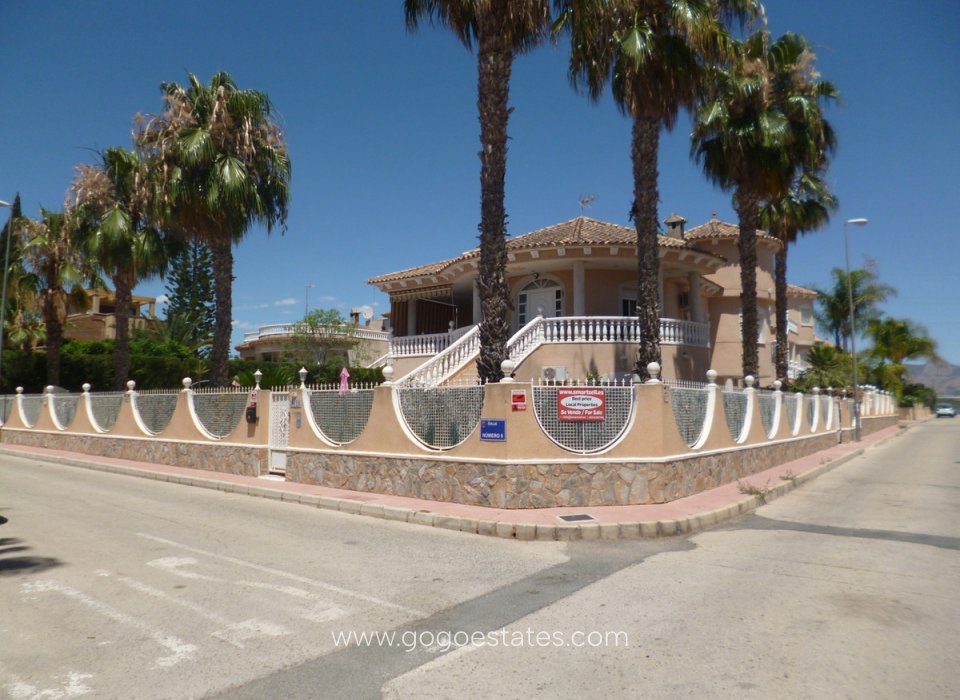 Te koop - Huis - Vrijstaande Villa - Orihuela - La Murada
