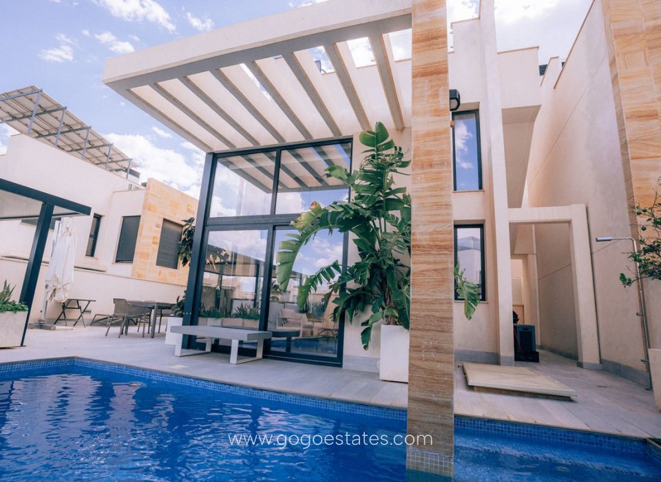 Te koop - Huis - Vrijstaande Villa - Orihuela - Lomas de Cabo Roig