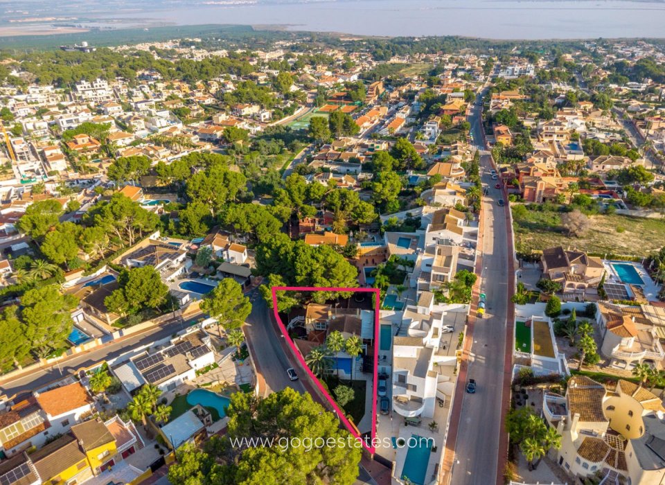 Te koop - Huis - Vrijstaande Villa - Orihuela - Los Balcones