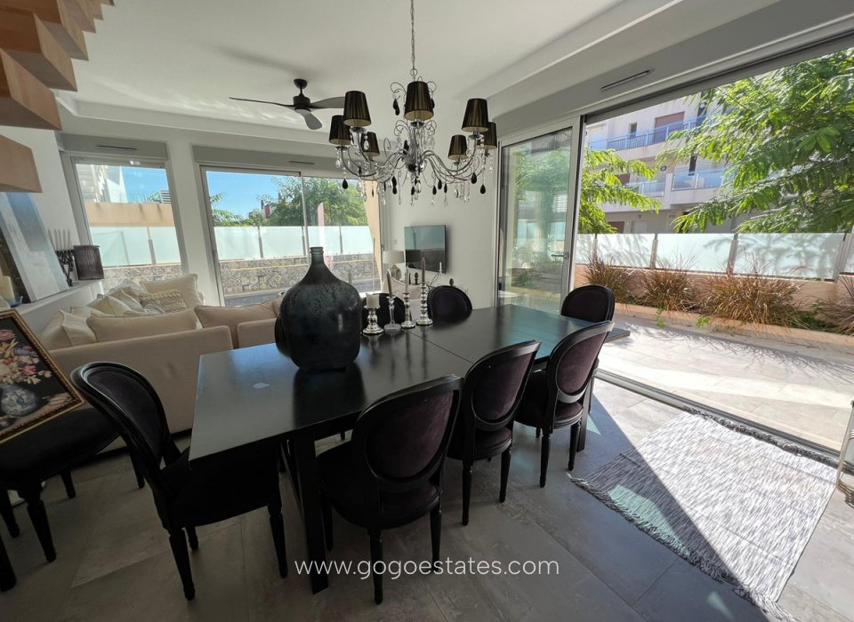 Te koop - Huis - Vrijstaande Villa - Orihuela - Mil Palmeras