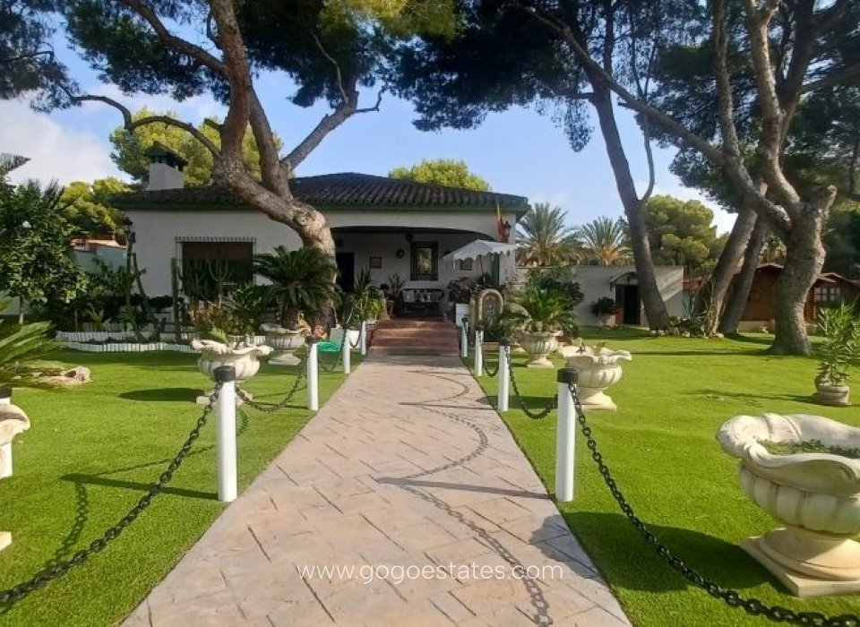 Te koop - Huis - Vrijstaande Villa - Orihuela - Orihuela Costa