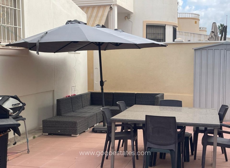 Te koop - Huis - Vrijstaande Villa - Orihuela - Playa Flamenca