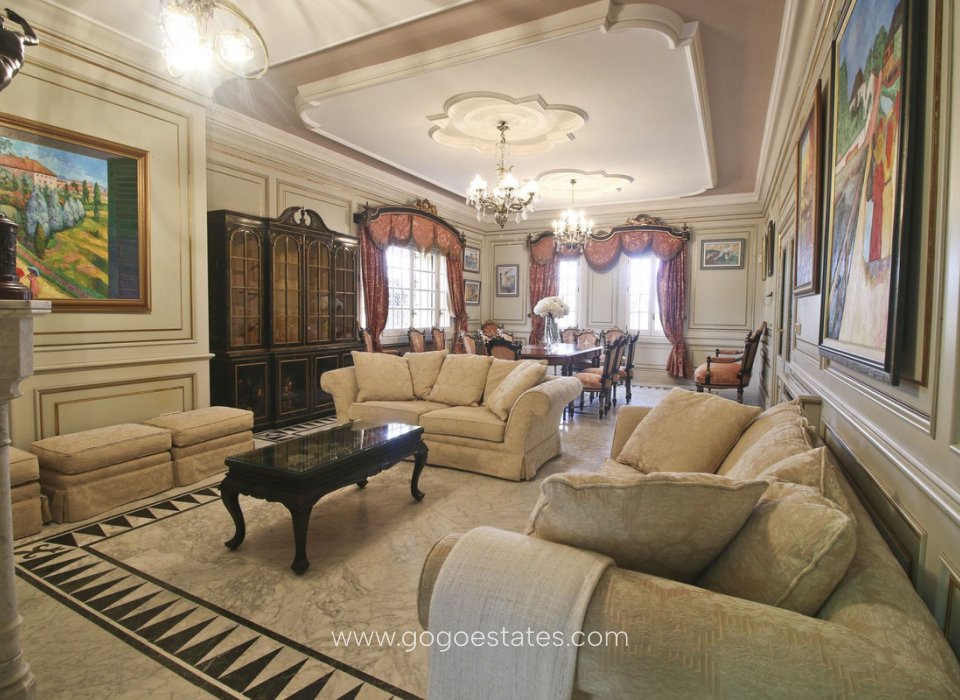 Te koop - Huis - Vrijstaande Villa - Orihuela - Villamartin