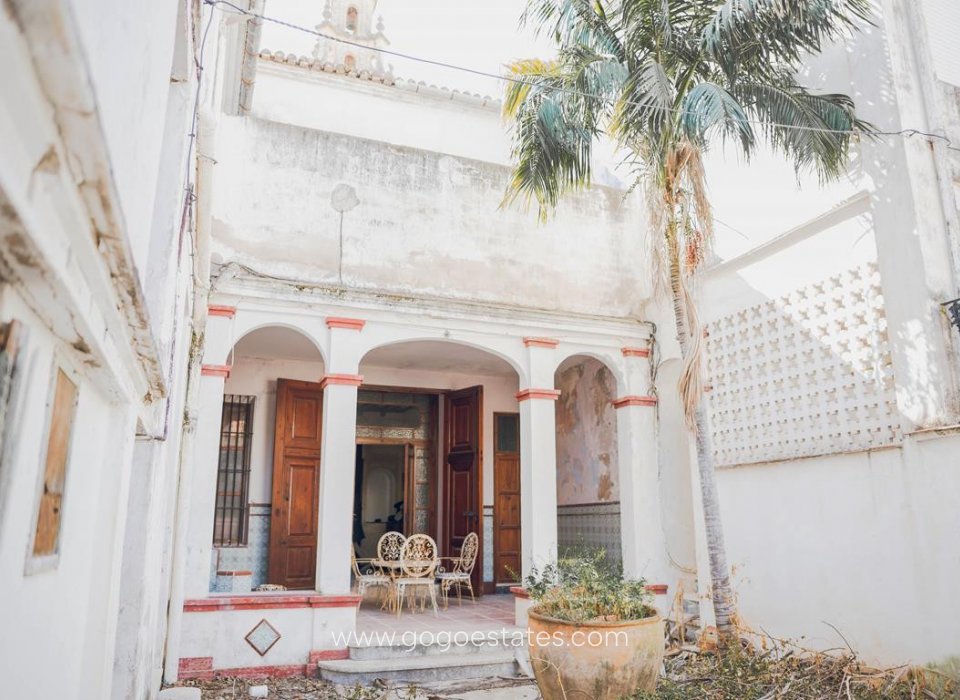 Te koop - Huis - Vrijstaande Villa - Pego - Pego Centro