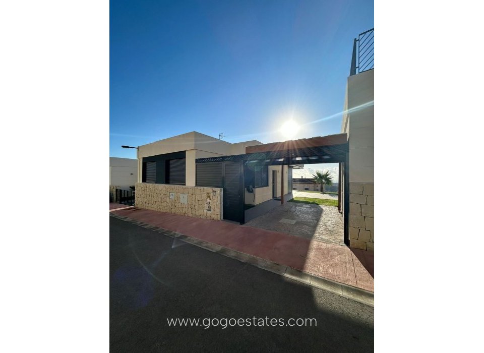 Te koop - Huis - Vrijstaande Villa - Polop - Polop Centro