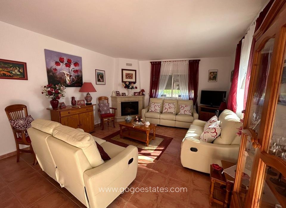 Te koop - Huis - Vrijstaande Villa - Rafol de Almunia