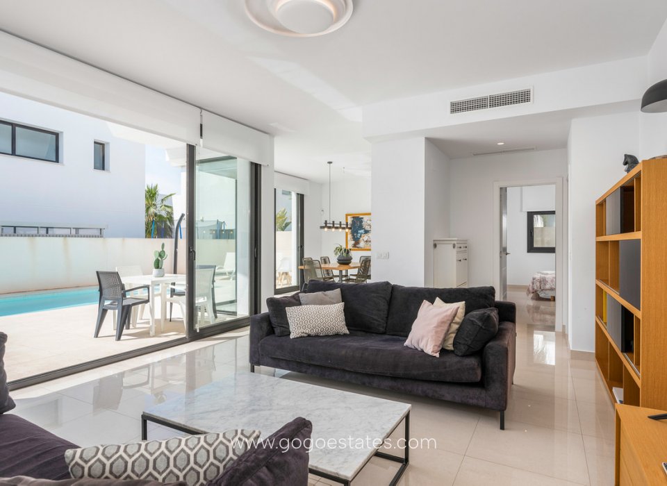 Te koop - Huis - Vrijstaande Villa - Rojales - Ciudad Quesada