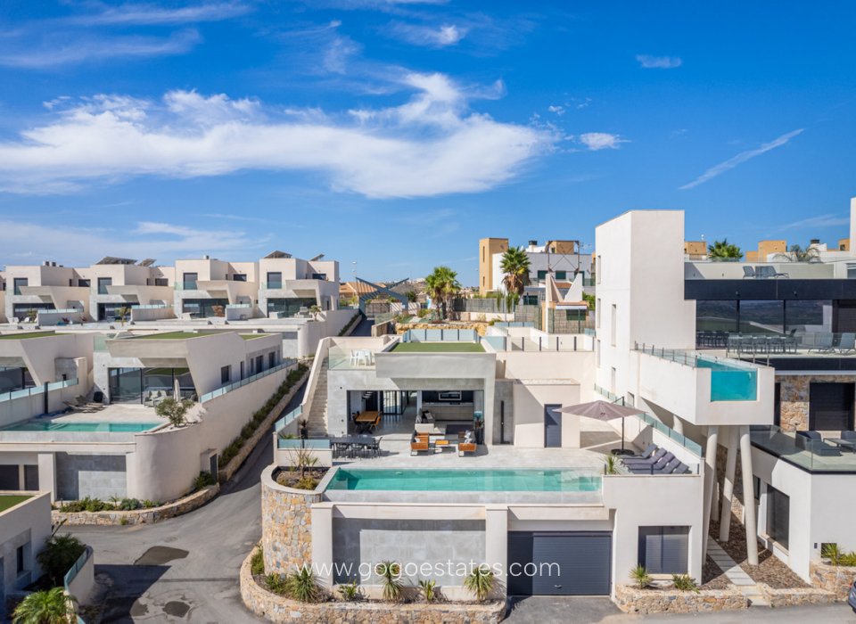 Te koop - Huis - Vrijstaande Villa - Rojales - Ciudad Quesada