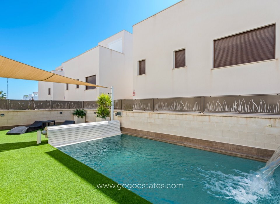 Te koop - Huis - Vrijstaande Villa - Rojales - Ciudad Quesada