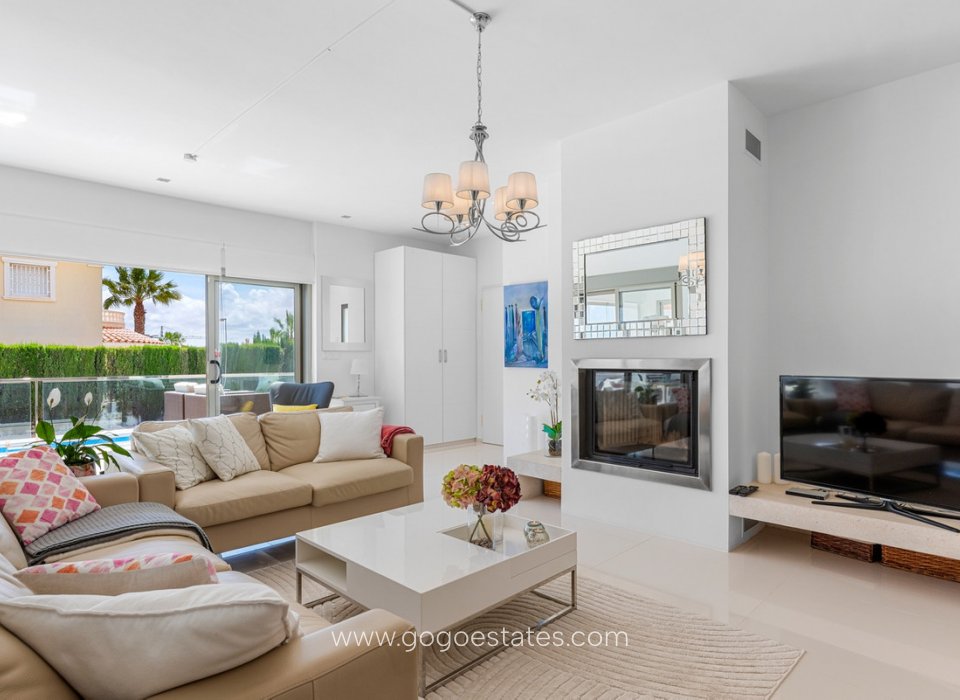 Te koop - Huis - Vrijstaande Villa - Rojales - Ciudad Quesada