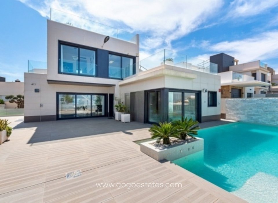 Te koop - Huis - Vrijstaande Villa - San Miguel De Salinas - San Miguel de Salinas Centro